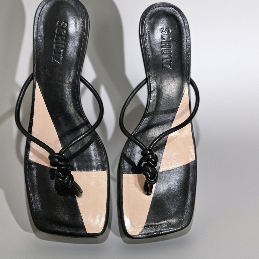 Schutz Black Leather Square Toe Sandals Minimalist Strappy Heels Size 7